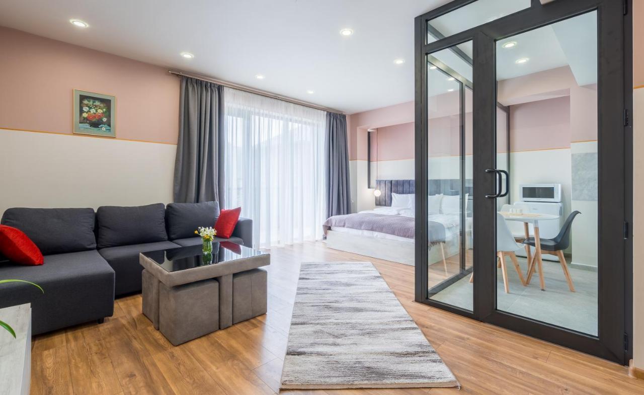 Devdaraki Apartments Kazbegi Bagian luar foto