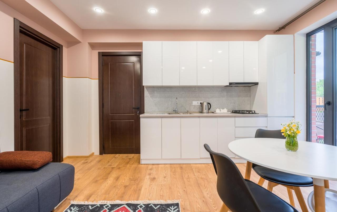Devdaraki Apartments Kazbegi Bagian luar foto