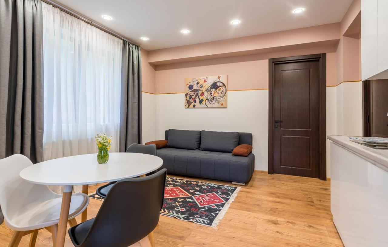 Devdaraki Apartments Kazbegi Bagian luar foto